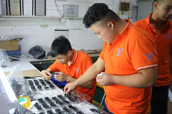 塑膠模具制造廠——博騰納力苛品質(zhì)，追求極致