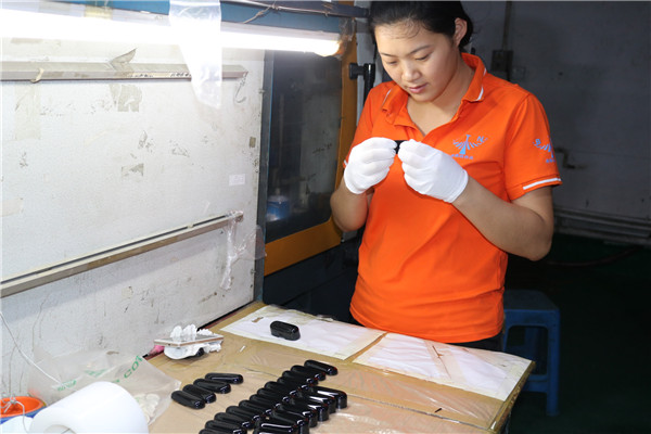 深圳塑膠模具廠：博騰納匠心獨(dú)運(yùn)，打造品質(zhì)模具